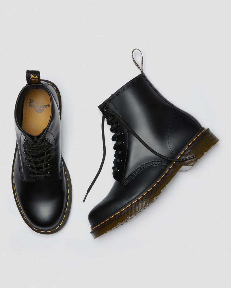 Black Men's Dr Martens 1460 Smooth Leather Lace Up Boots | CA 536VRW